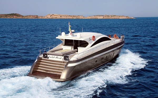 Аренда моторной яхты Yachtmind на Ибице и Майорке - корма